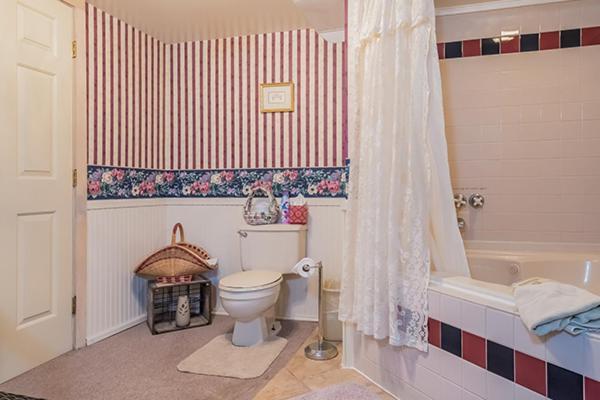 Kingsley House Bed & Breakfast - Full Home Fennville Экстерьер фото